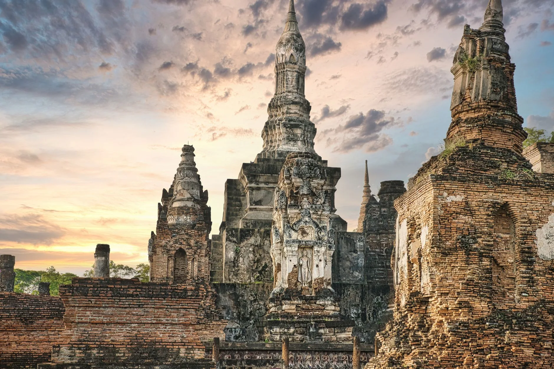 La zone centrale : Wat Mahathat et ses alentours